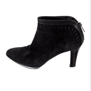 Aquatalia Suede Whipstitch Trim Boots Women's Size: 8.5